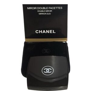 NIB CHANEL Double Black
Compact Mirror